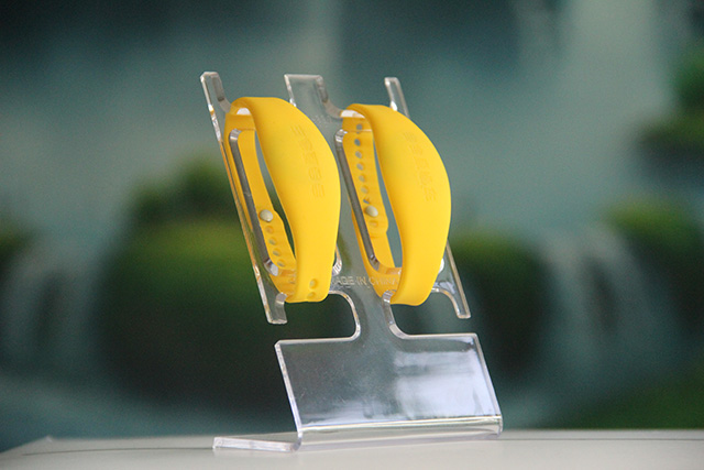 ID腕帶線路板正片和負片的區(qū)別 ID腕帶線路板正片和負片的區(qū)別