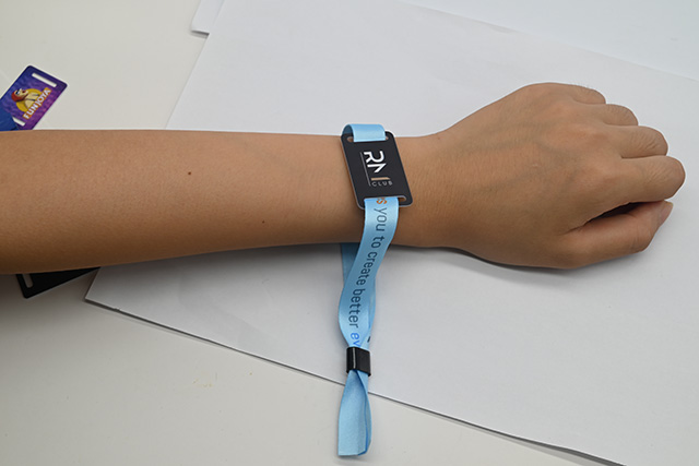 湖北明年將全面推行居民健康卡“一卡通”代替就診卡 可實(shí)現(xiàn)夸區(qū)域、跨機(jī)構(gòu)就醫(yī) 湖北明年將全面推行居民健康卡“一卡通”代替就診卡 可實(shí)現(xiàn)夸區(qū)域、跨機(jī)構(gòu)就醫(yī)